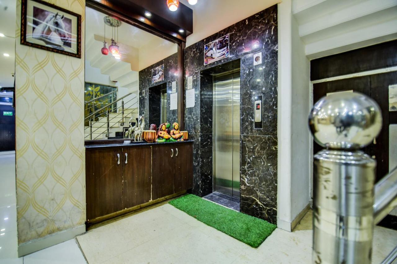 Oyo Hotel Asko International Near Gurudwara Shri Bangla Sahib Nové Dillí Exteriér fotografie