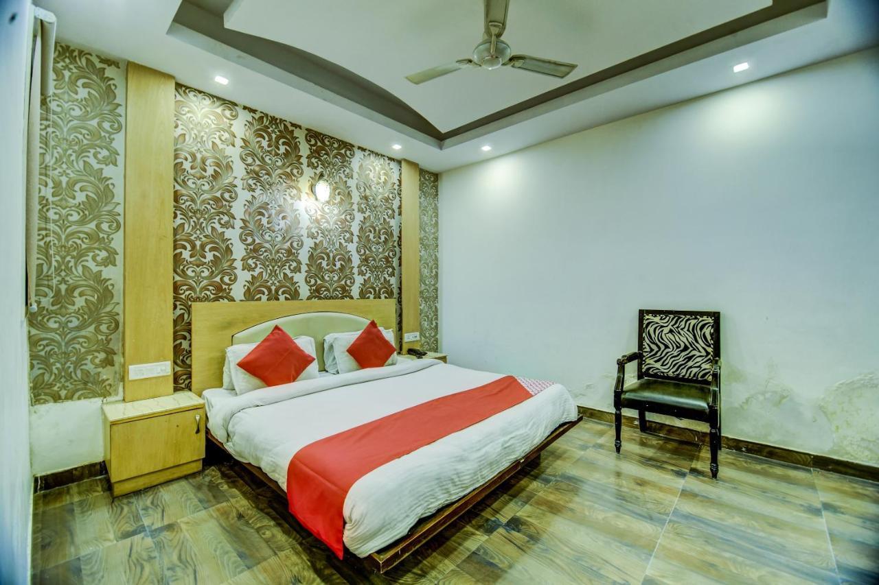 Oyo Hotel Asko International Near Gurudwara Shri Bangla Sahib Nové Dillí Exteriér fotografie